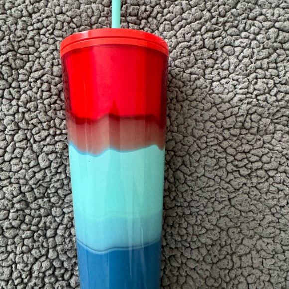 Starbucks Venti 24 oz tumbler in red, blue and turquoise marble waves - Picture 9 of 12